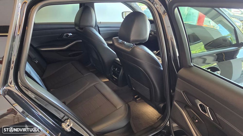BMW 320 e Line Sport Auto - 47