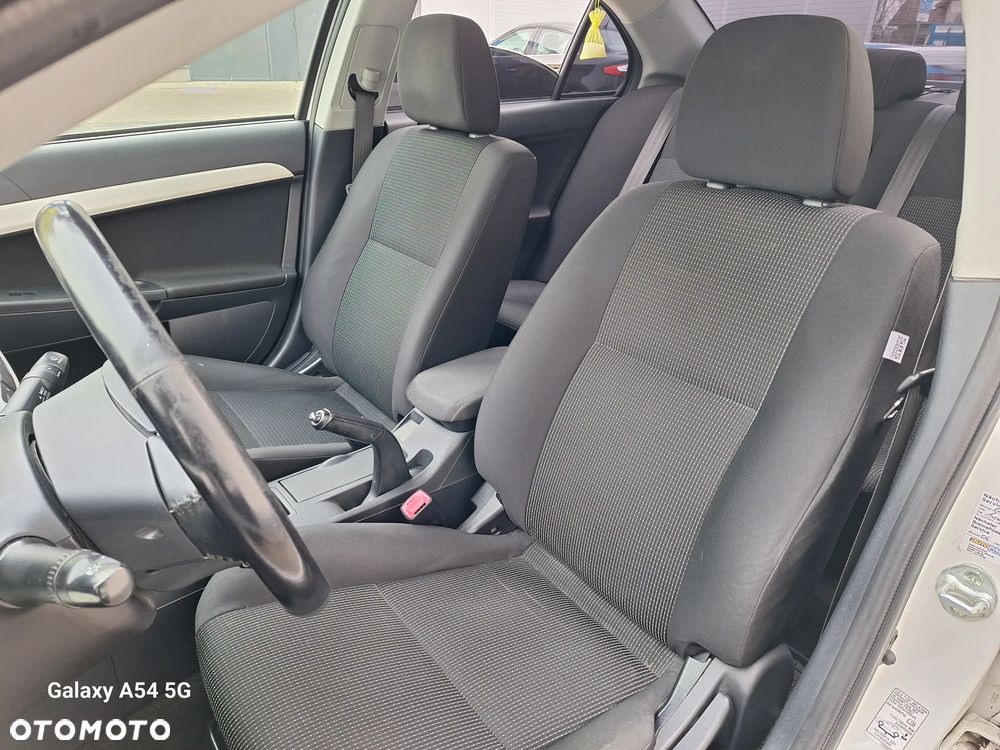 Mitsubishi Lancer 1.5 - 36