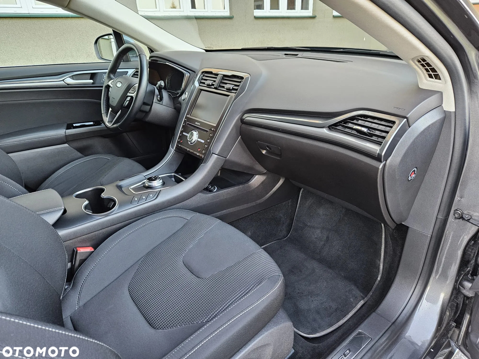 Ford Mondeo Turnier 2.0 EcoBlue Titanium - 13