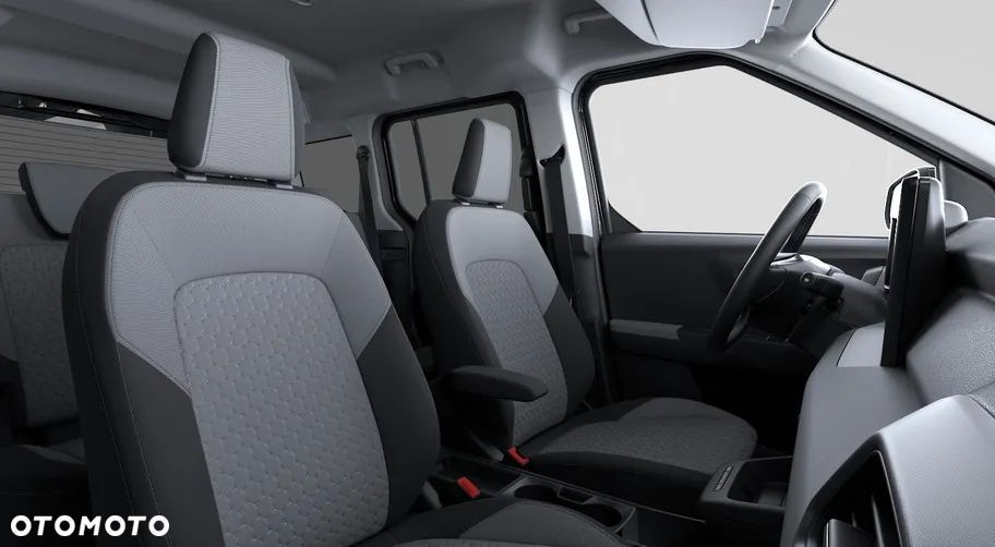 Ford Tourneo Courier 43kWh Titanium - 11