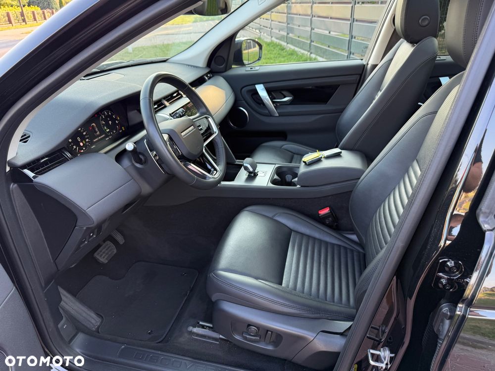 Land Rover Discovery Sport P300e R-Dynamic S - 25