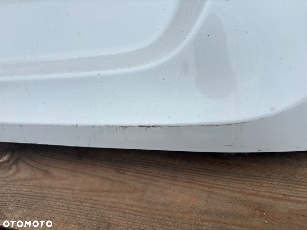 Klapa Toyota C-HR lift kolor 070 - 2