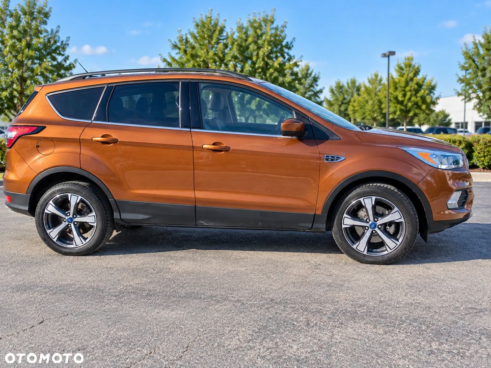 Ford Escape - 4