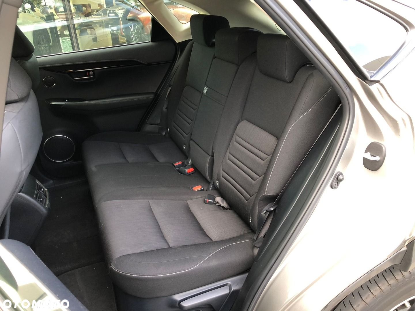 Lexus NX - 7