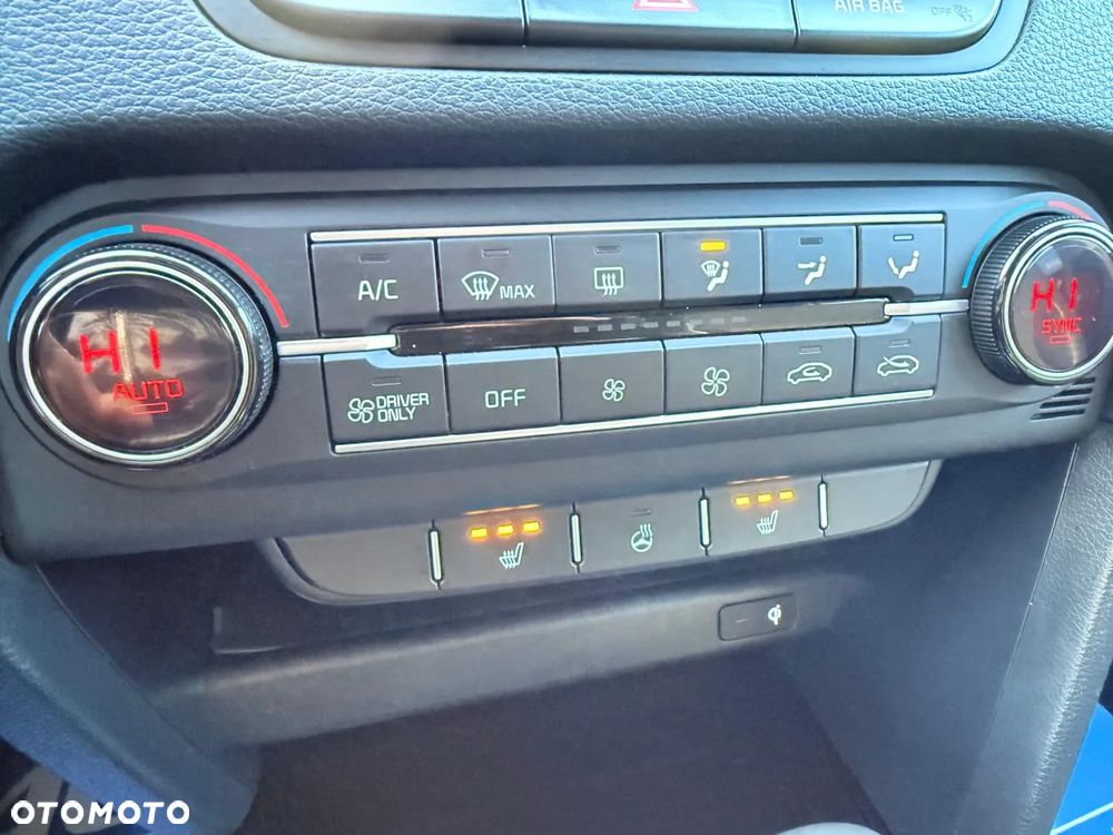 Kia Ceed 1.6 GDI PHEV L DCT - 26