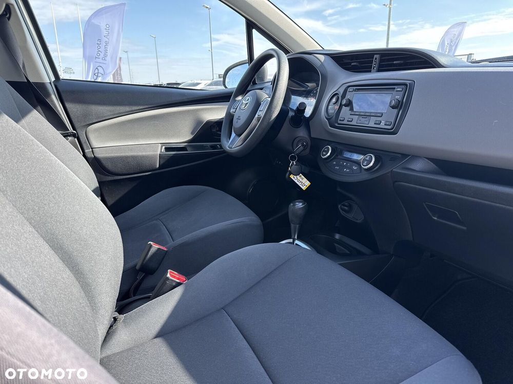 Toyota Yaris - 9