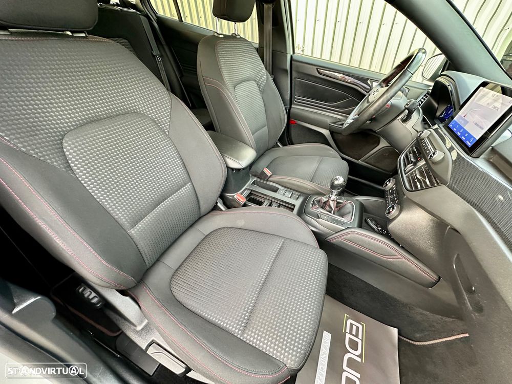 Ford Focus SW 1.0 EcoBoost Hybrid ST-LINE X - 44