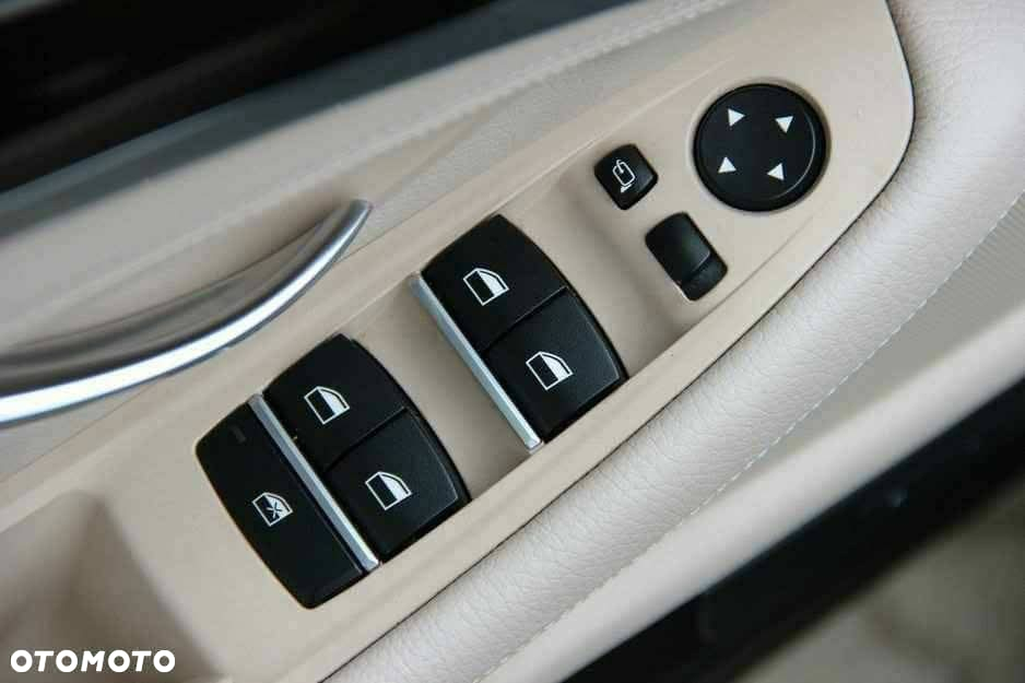 BMW Seria 5 - 37
