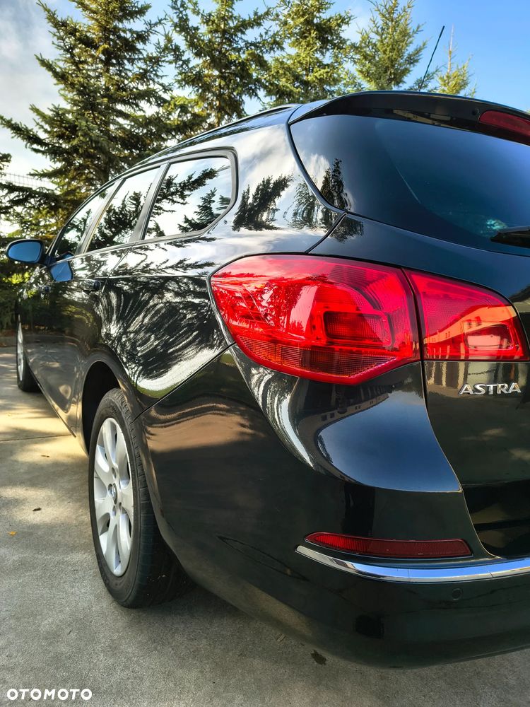 Opel Astra 1.6 CDTI Enjoy - 9