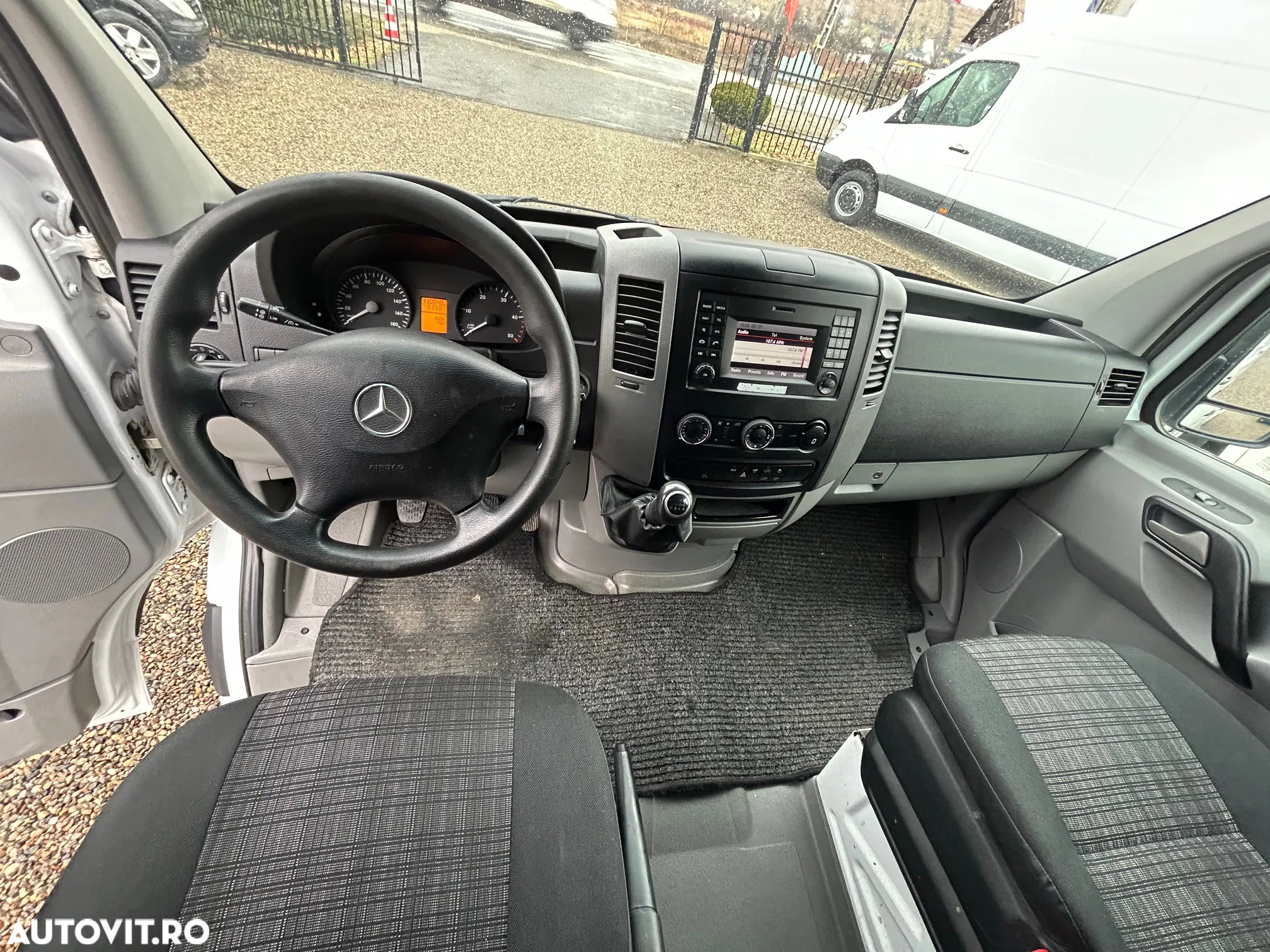 Mercedes-Benz Sprinter 313 - 9