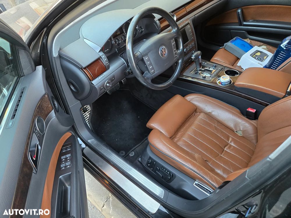 Volkswagen Phaeton - 23