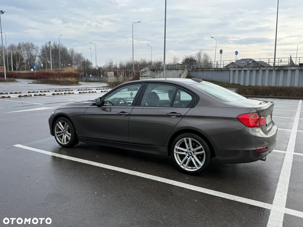 BMW Seria 3 316d - 3