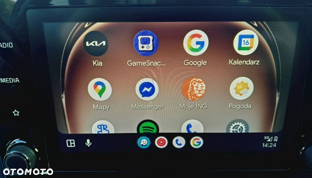 Kia Ceed - 10