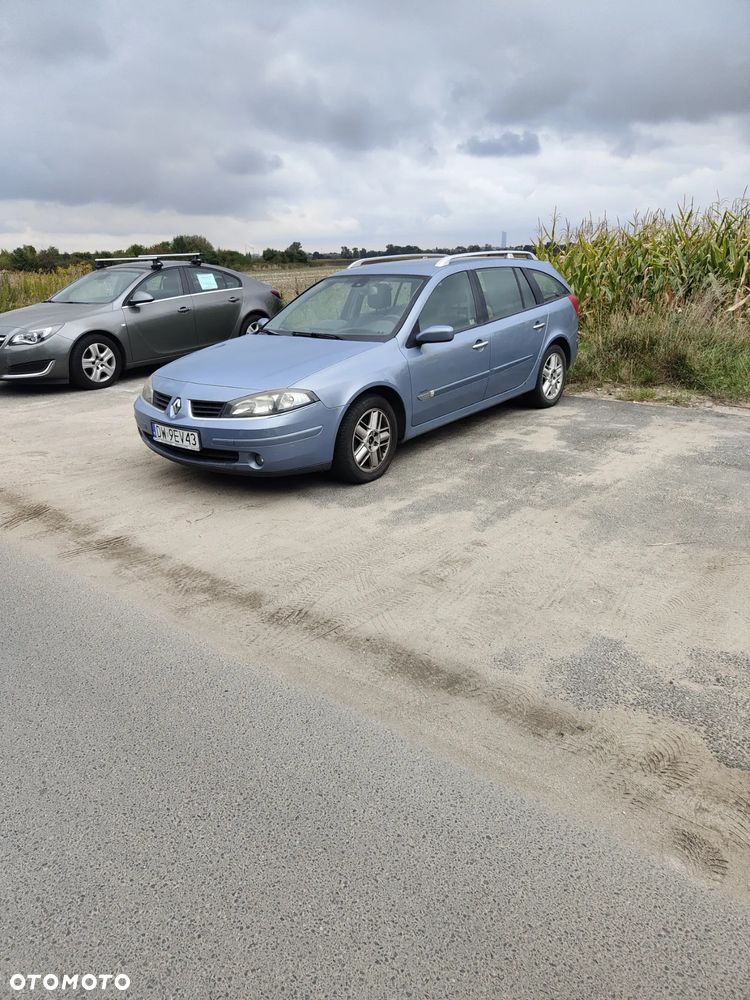 Renault Laguna - 1