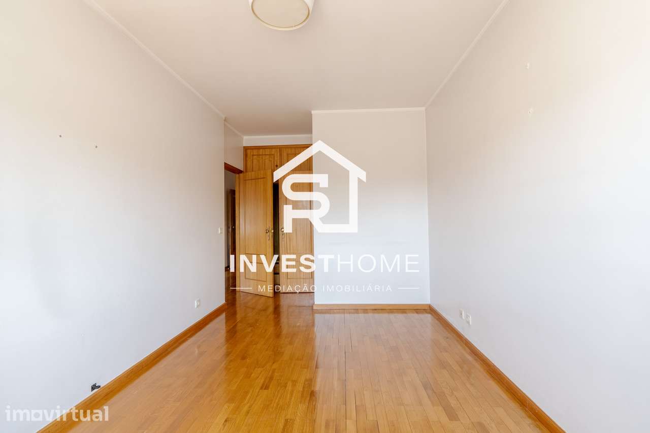Apartamento T3 | Excelentes áreas | 2 Frentes | Varanda - Grande imagem: 3/28
