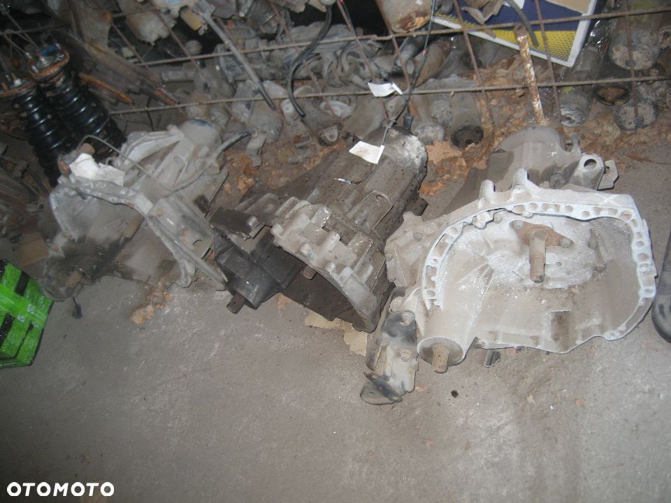 volvo v40 s40 96-00r skrzynia biegów manualna uszkodzone jc5227 jc5225 jc5222 - 1