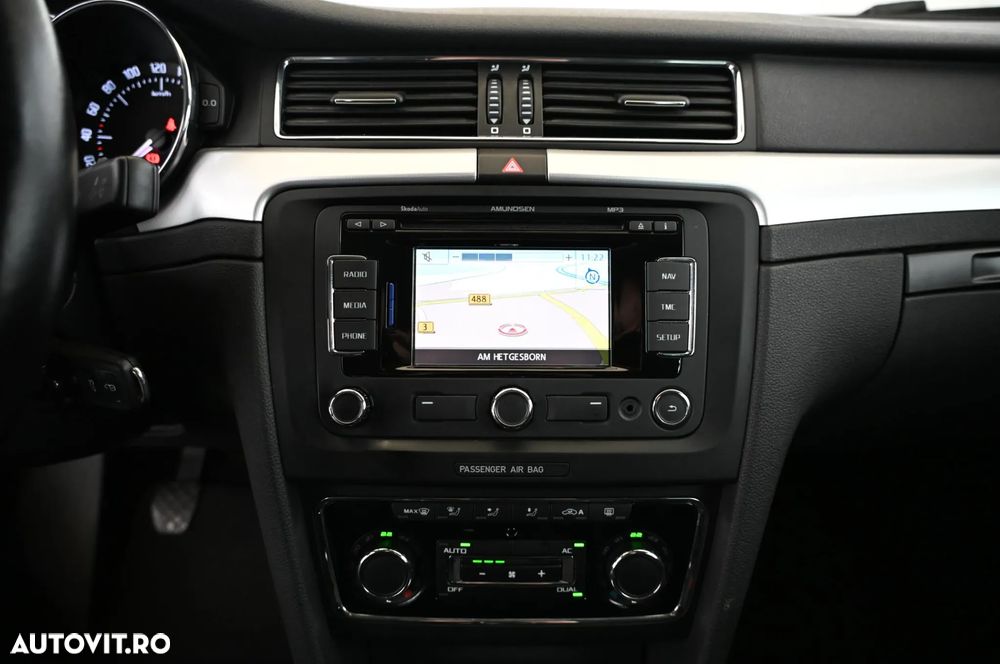 Skoda Superb 2.0 TDI Ambition - 13