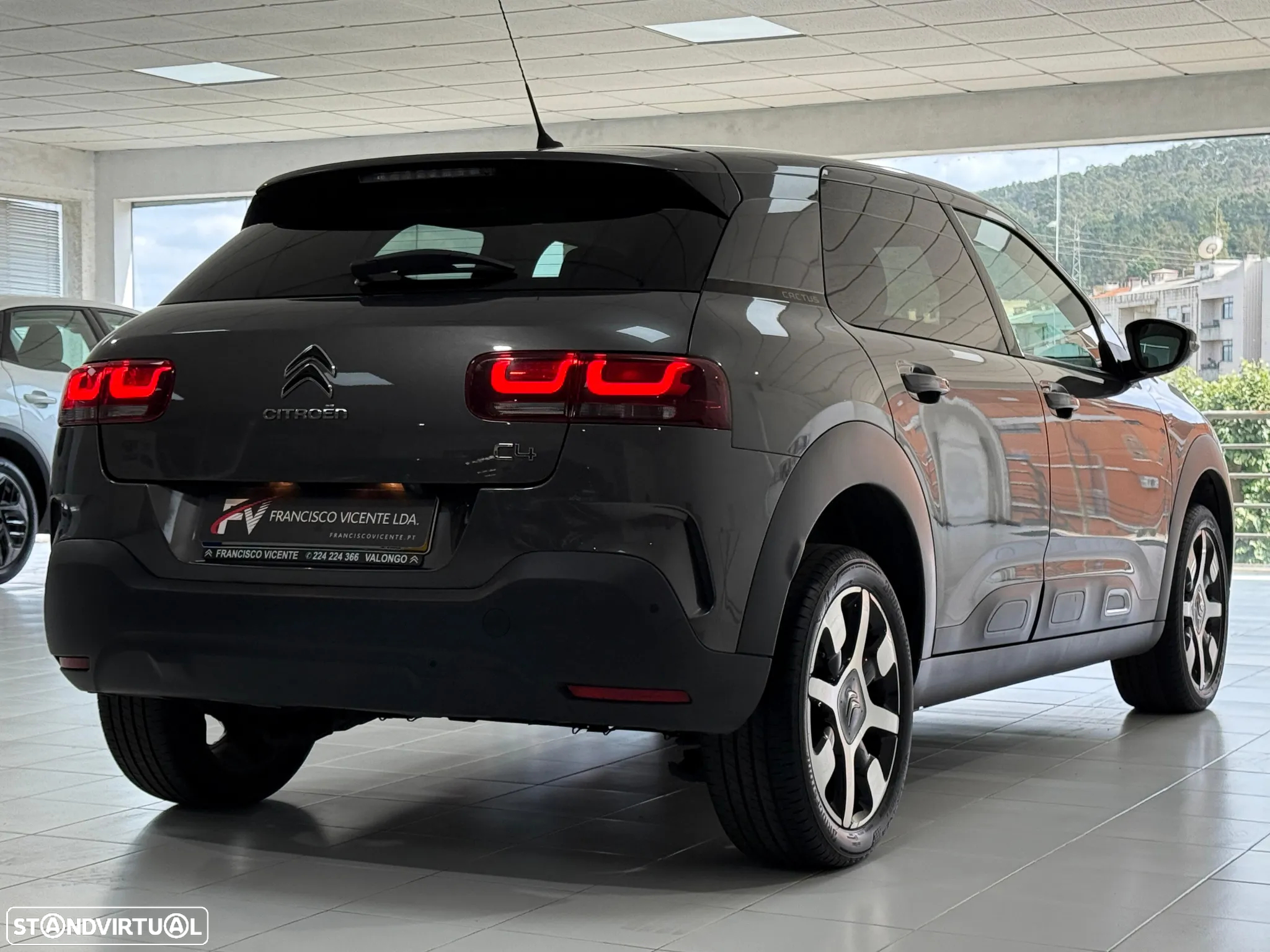 Citroën C4 Cactus 1.2 PureTech Shine - 4