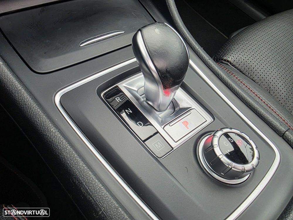 Mercedes-Benz CLA 45 AMG 4Matic 7G-DCT - 25