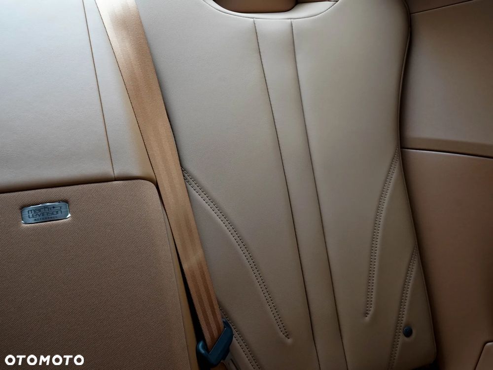 Lexus LC 500h Prestige - 28