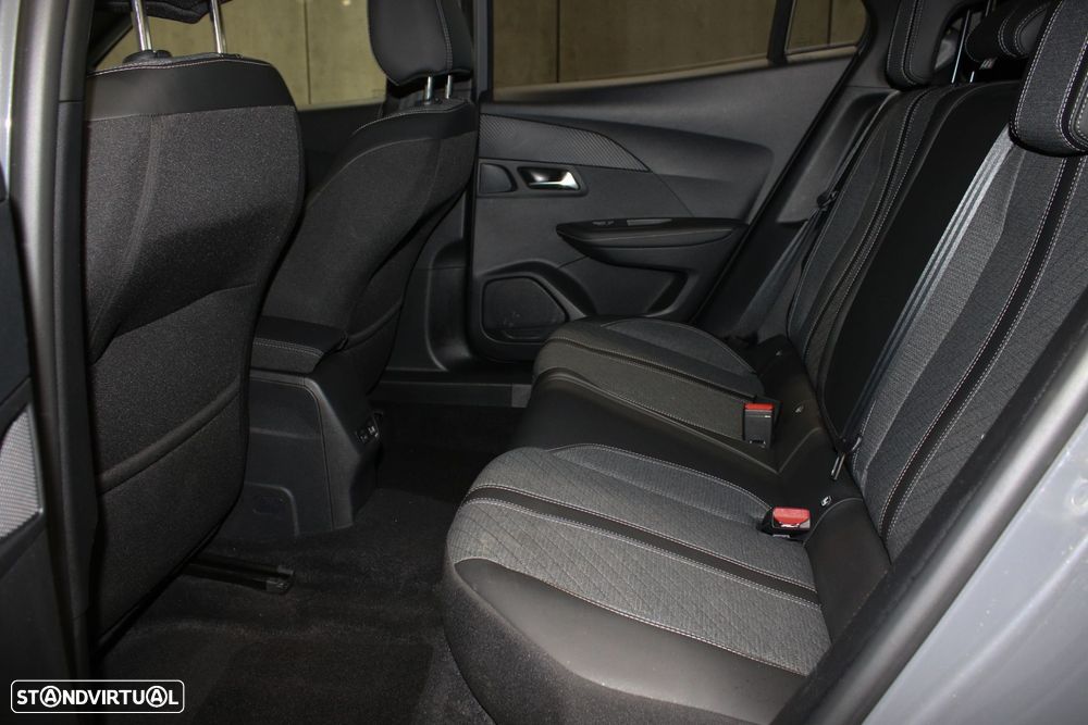 Peugeot 2008 1.2 PureTech Allure - 25