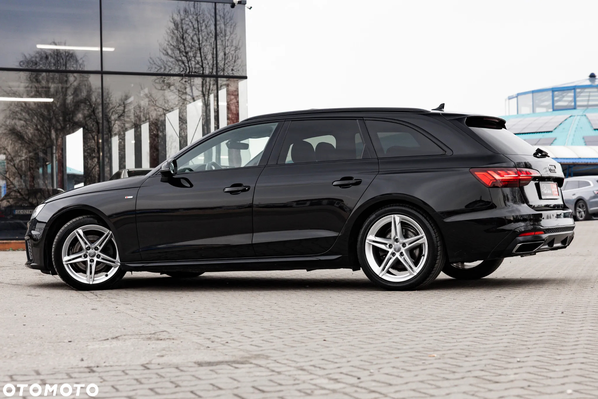 Audi A4 Avant 35 TDI S tronic S line - 13