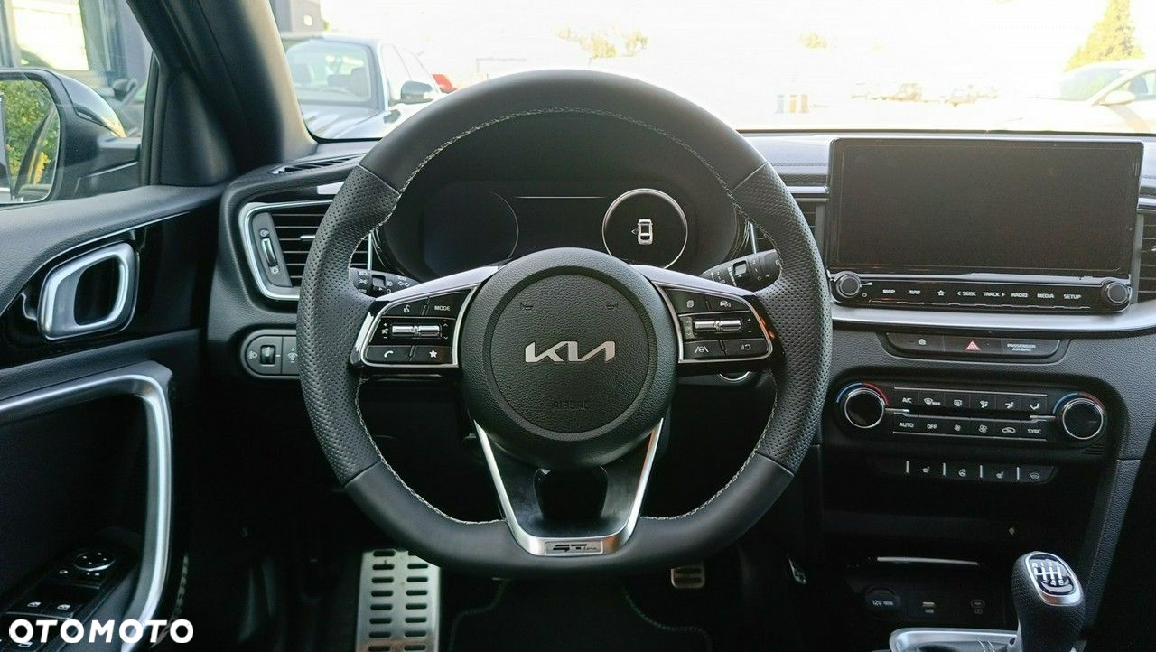 Kia ProCeed 1.5 T-GDI GT Line - 14