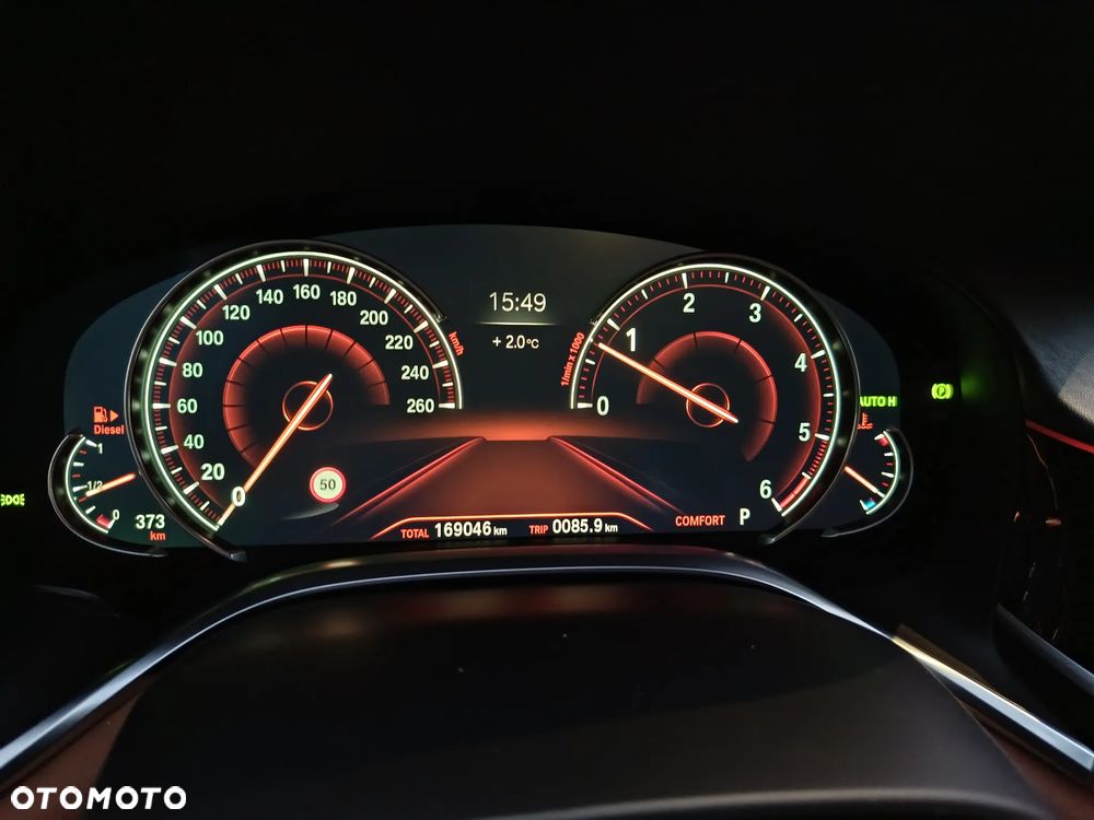 BMW Seria 7 730d xDrive - 34