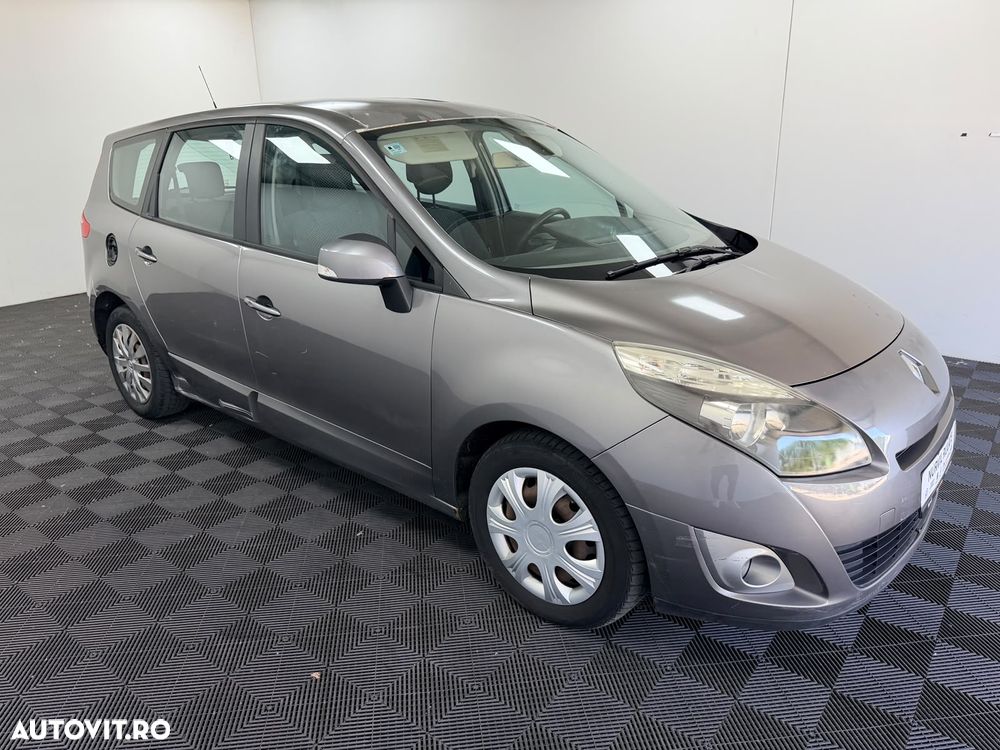 Renault Scenic 1.6 16V 110 Expression - 18