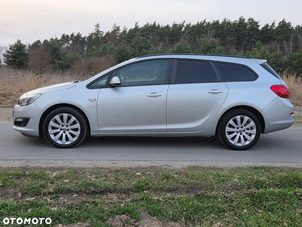 Opel Astra 1.4 Turbo Style - 4