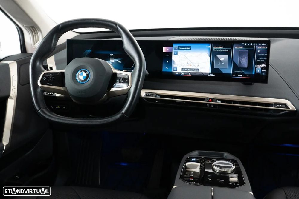 BMW iX xDrive 40 - 20