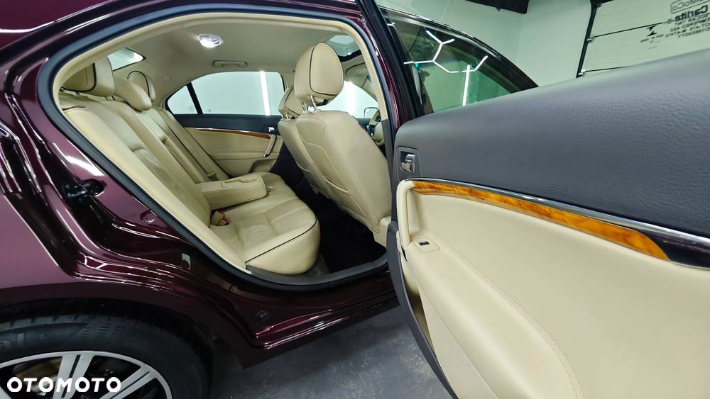 Lincoln MKZ - 36