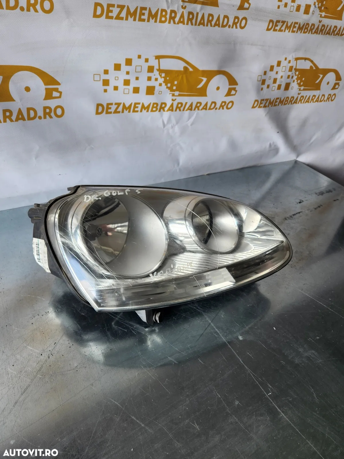 Far Dreapta Vw Golf 5 Variant Combi Jetta Original Volan Stanga Europa - Dezmembrari Arad - 3