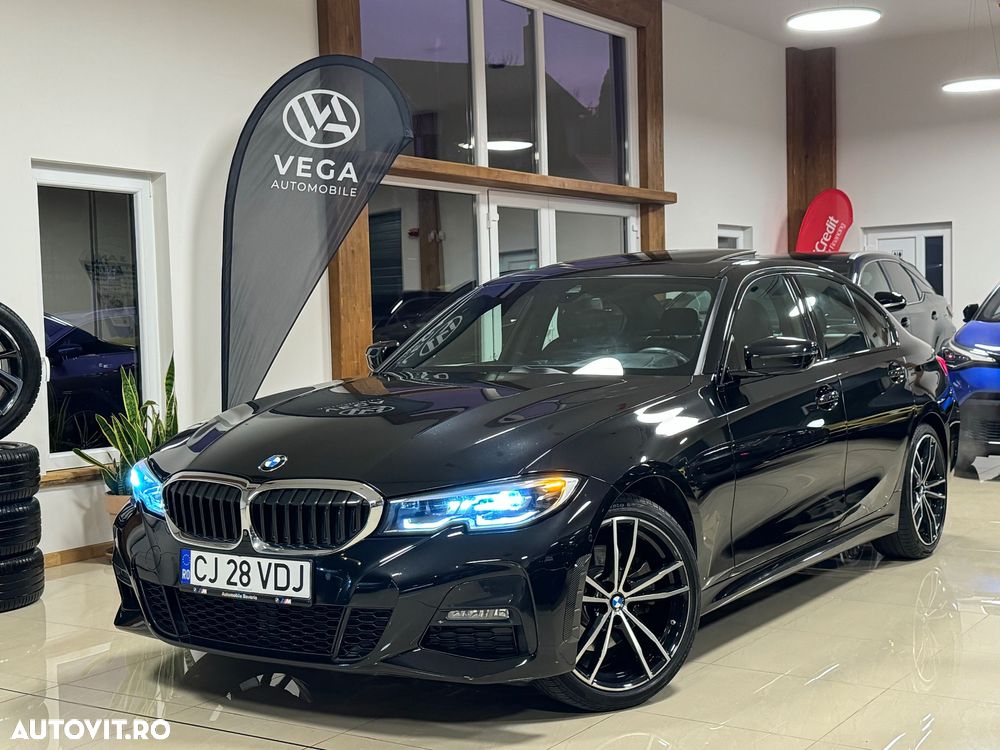 BMW Seria 3 330i xDrive AT - 1