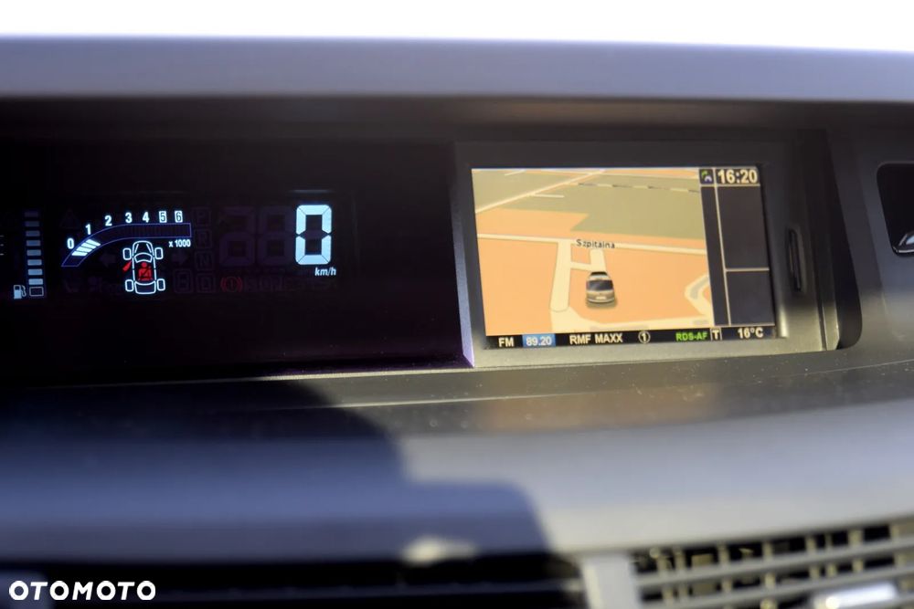 Renault Grand Espace 2.0 dCi FAP Initiale - 24