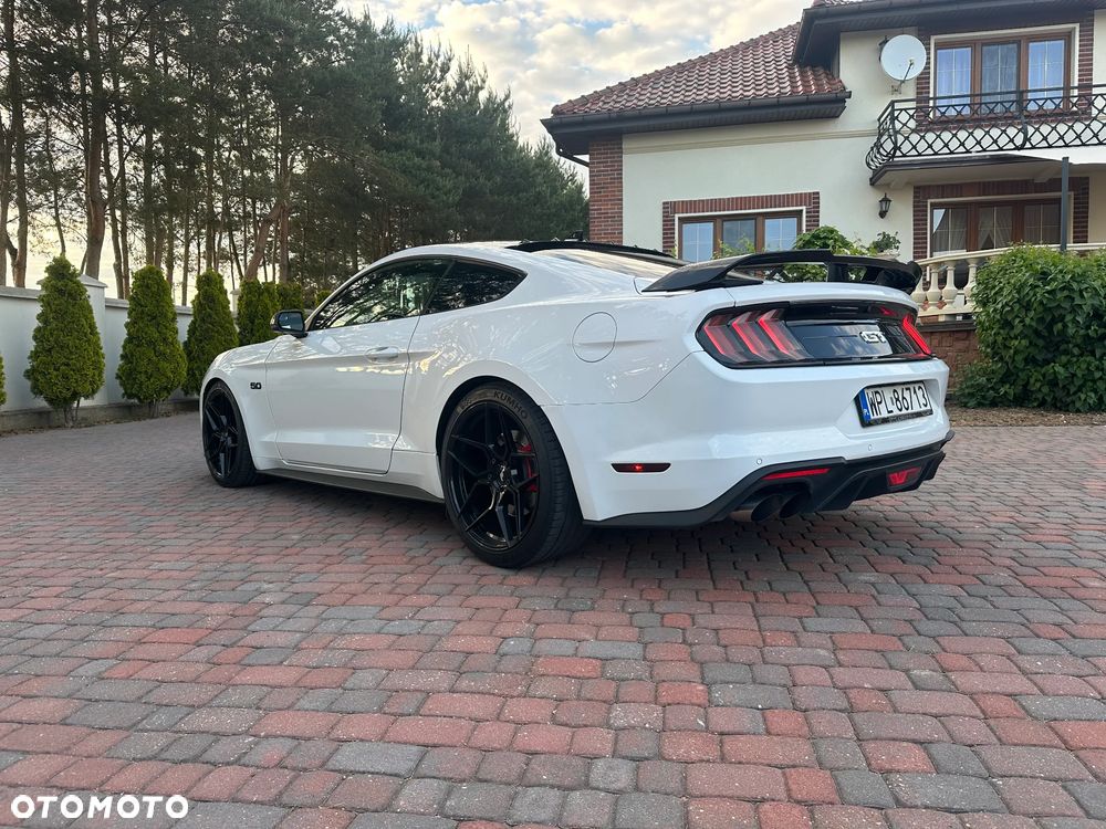 Ford Mustang - 11