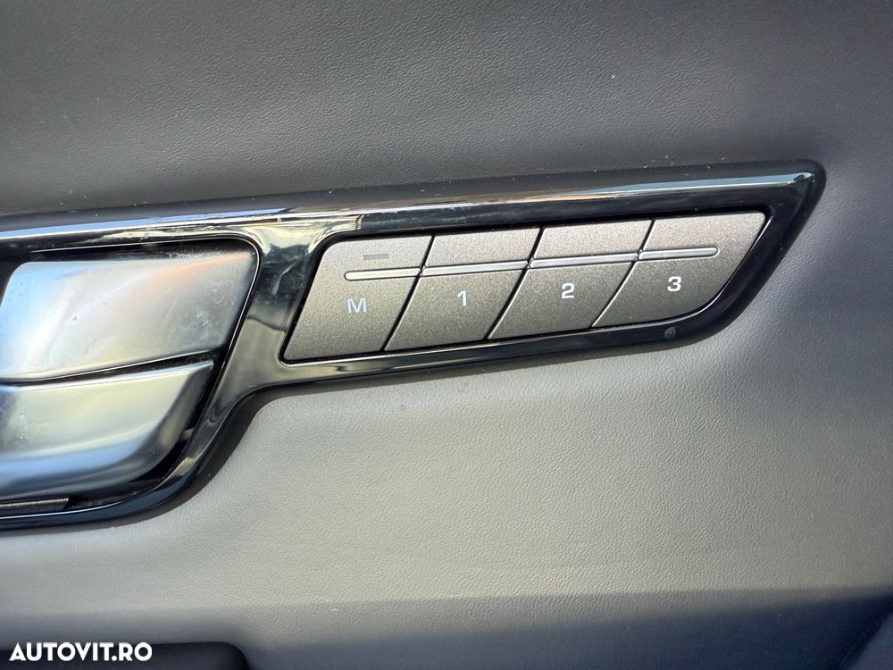 Land Rover Range Rover Evoque - 19