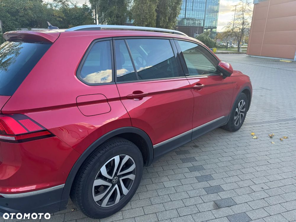 Volkswagen Tiguan - 17