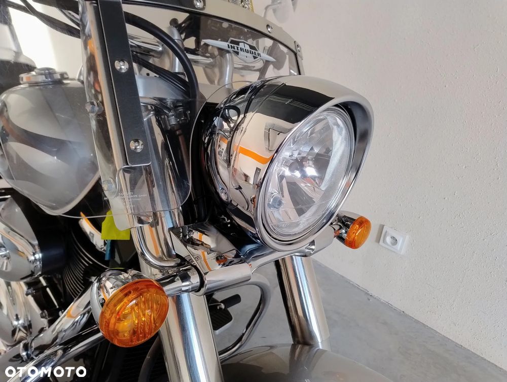 Suzuki VL 800 Volusia - 29