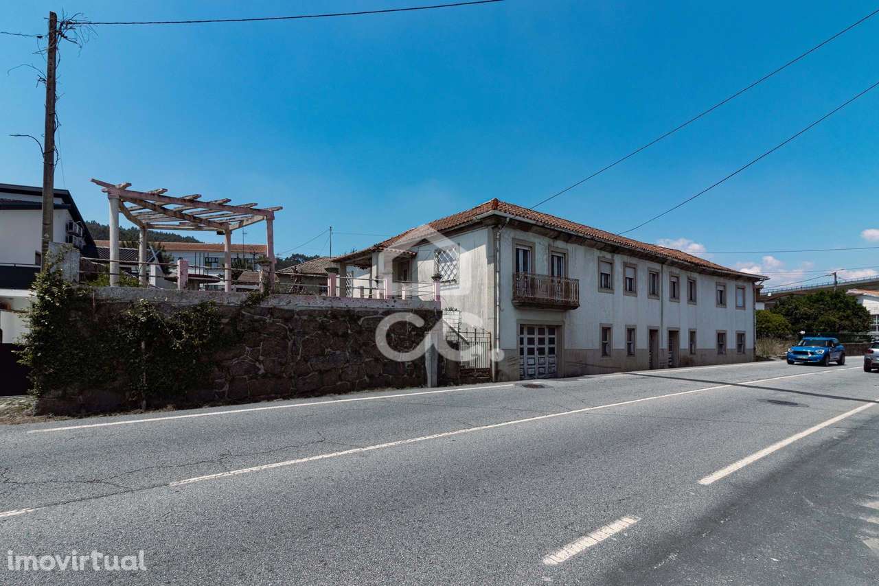 Moradia para restauro em Nespereira - Guimarães - Grande imagem: 3/17