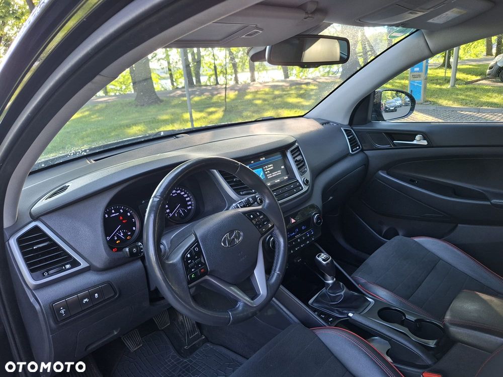 Hyundai Tucson 1.6 Turbo 4WD Intro Edition - 14