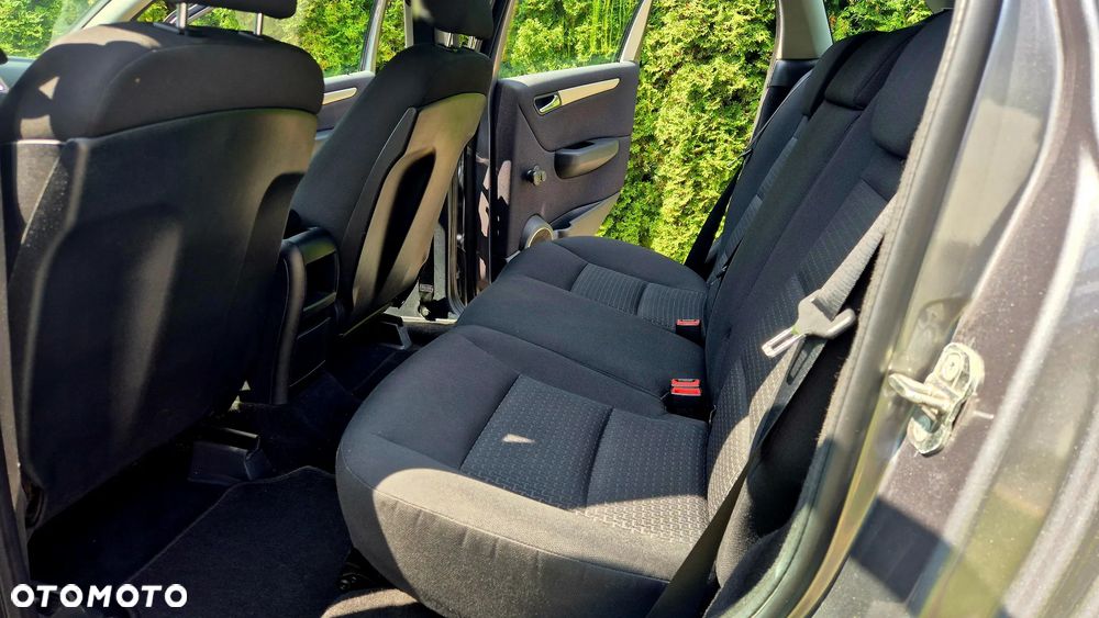 Mercedes-Benz Klasa B 180 CDI - 9