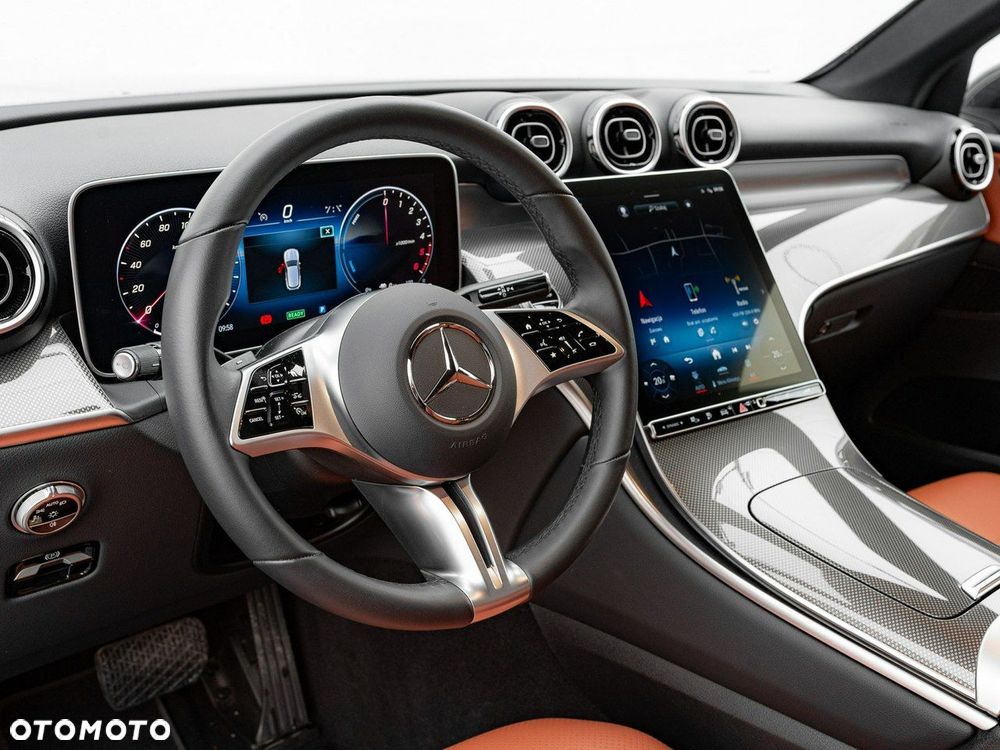 Mercedes-Benz GLC - 7