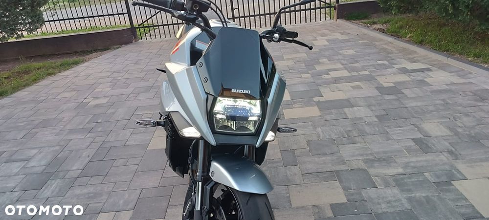 Suzuki Katana - 33