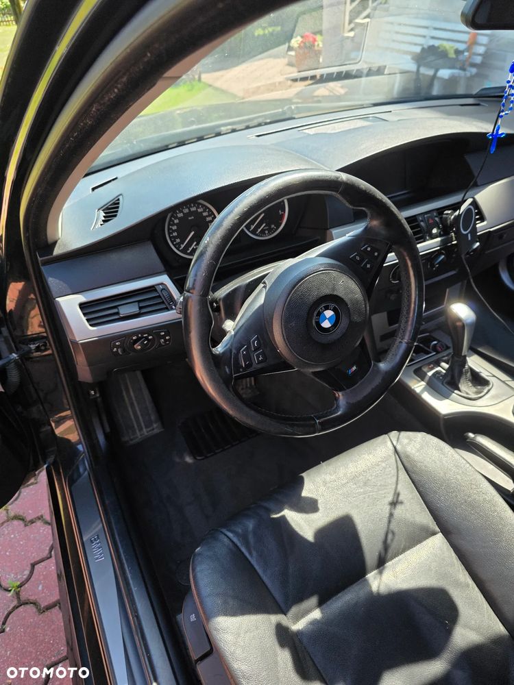BMW Seria 5 520d - 5