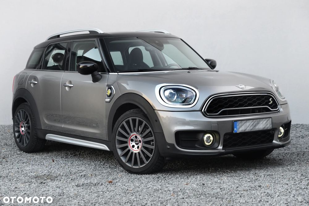 MINI Countryman Cooper SE ALL4 John Cooper Works Trim - 2