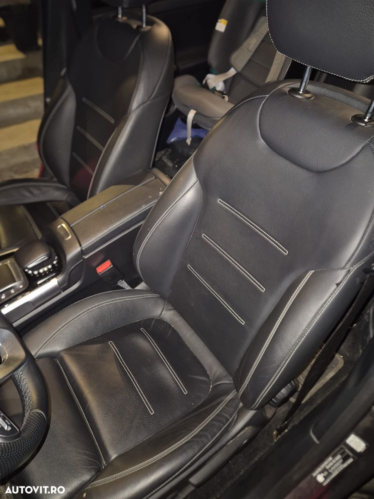 Mercedes-Benz EQB 250+ AMG Line - 7