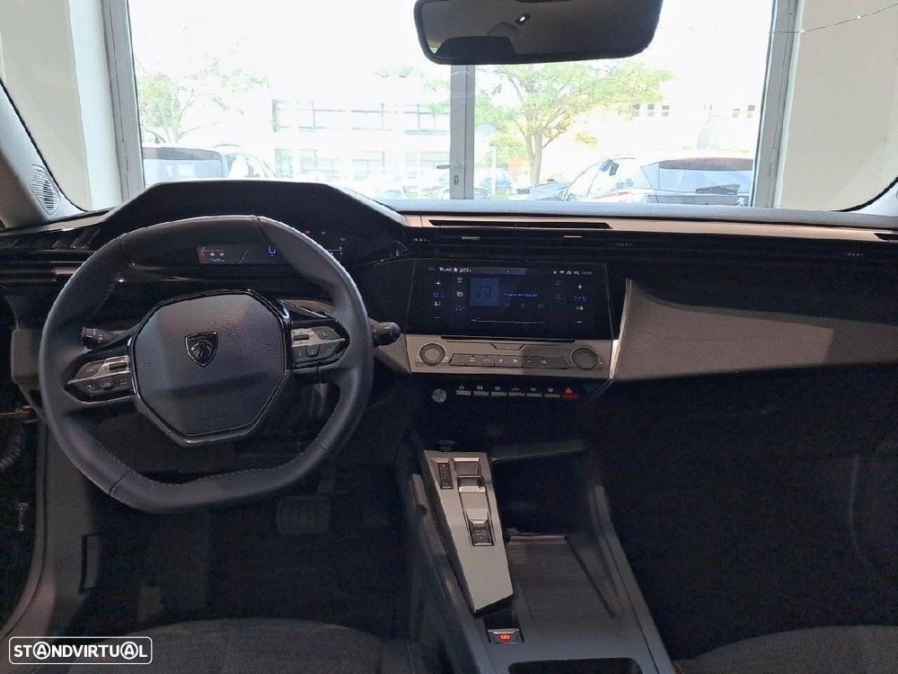 Peugeot 308 1.2 Hybrid Style e-DCS6 - 8