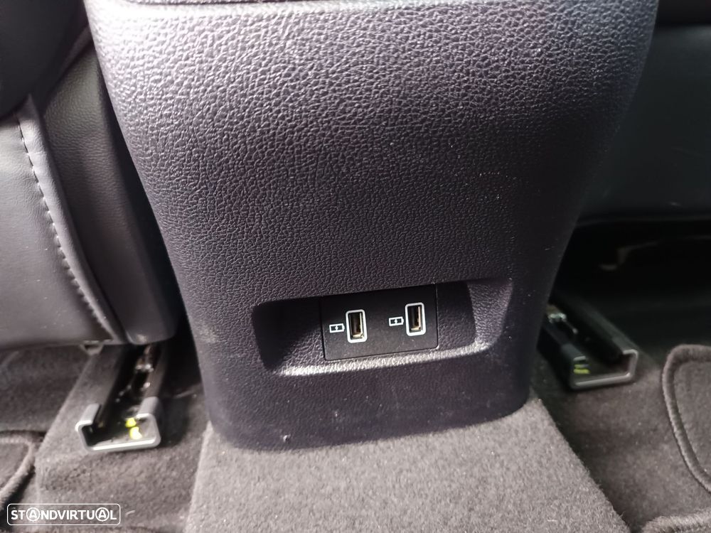 MG EHS 1.5 T-GDI Plug-in Hybrid Luxury - 34