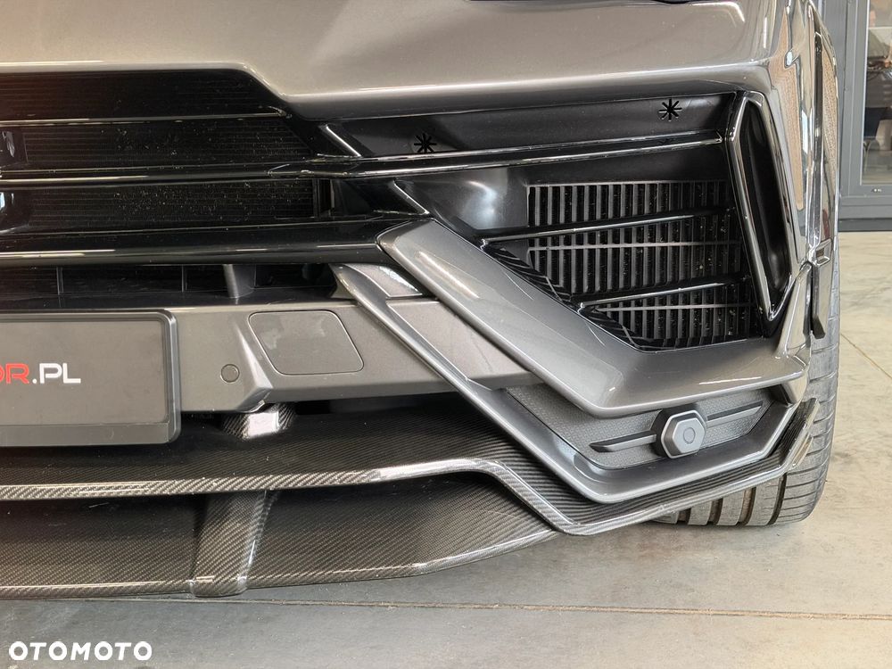 Lamborghini Urus - 17